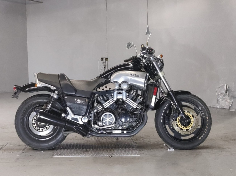 Мотоцикл Yamaha V-MAX1200 с пробегом 46474 km с пробегом 46474 km