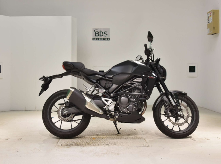 Мотоцикл Honda CB250R з пробігом 2117 km