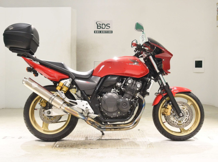 Мотоцикл Honda CB400SFV з пробігом 9500 km