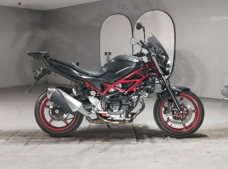 Мотоцикл Suzuki SV650 з пробігом 24416 km