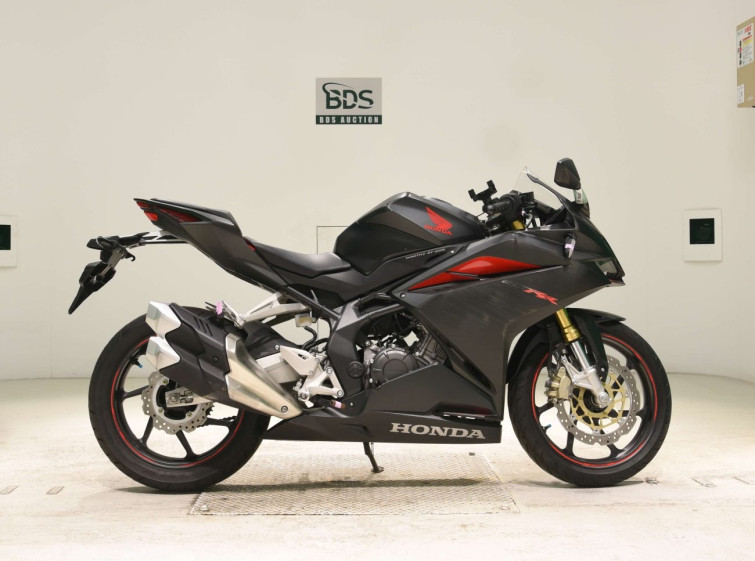 Мотоцикл Honda CBR250RR з пробігом 5315 km