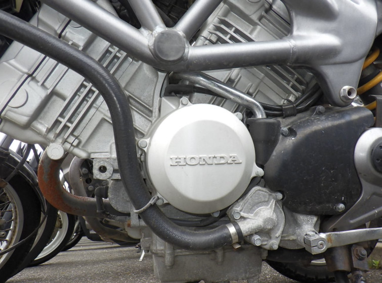 Мотоцикл Honda VTR250 з пробігом 17393 km