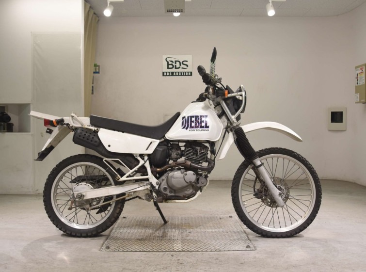 Мотоцикл Suzuki DJEBEL200 з пробігом 30943 km
