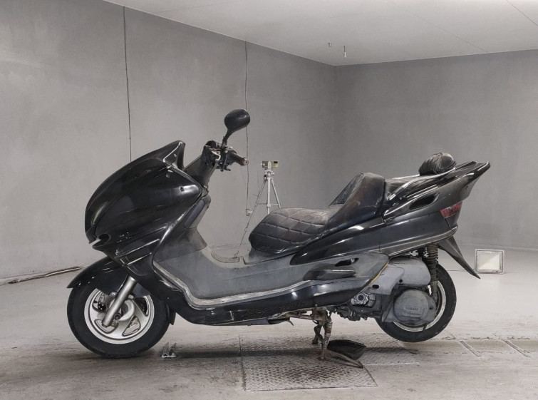 Мотоцикл Yamaha MAJESTY 250