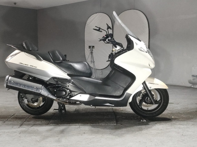 Мотоцикл Honda SILVERWING600 з пробігом 22677 km