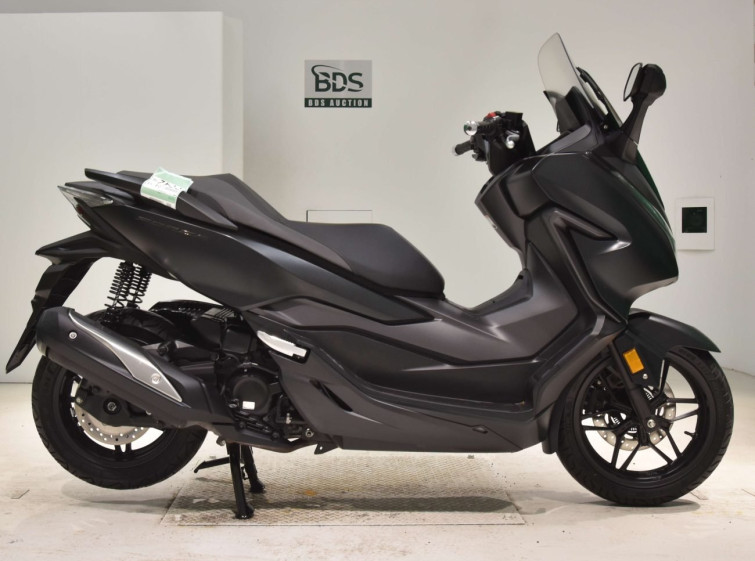 Мотоцикл Honda FORZA с пробегом 35858 km