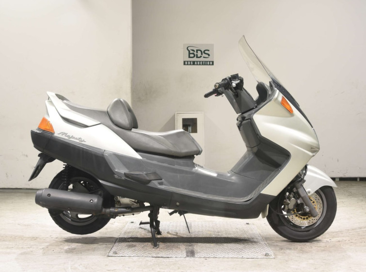 Мотоцикл Yamaha MAJESTY 250 с пробегом 15399 km