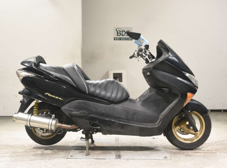 Мотоцикл Honda FORZA Z