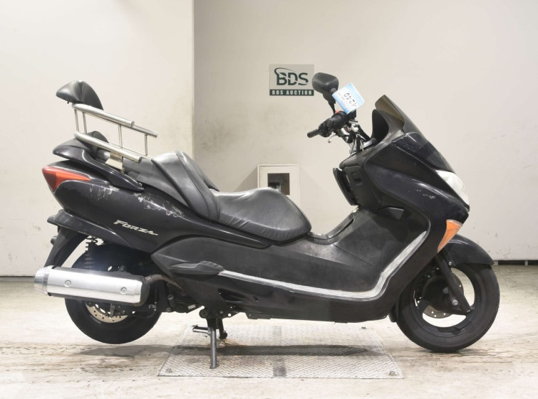 Мотоцикл Honda FORZA Z