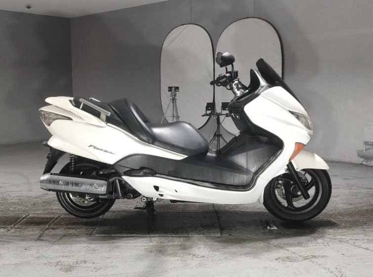 Мотоцикл Honda FORZA Z з пробігом 16260 km