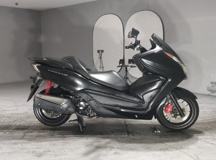 Мотоцикл Honda FORZA SI з пробігом 76368 km