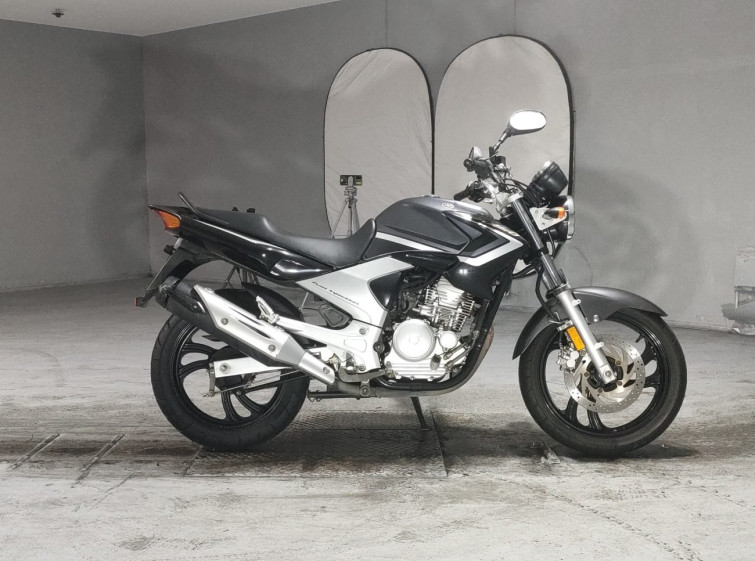 Мотоцикл Yamaha YBR250 з пробігом 73642 km