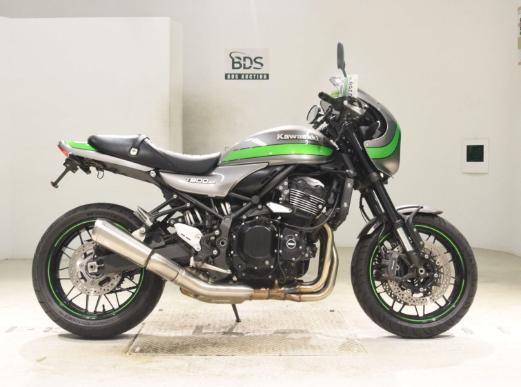 Мотоцикл Kawasaki Z900RS з пробігом 33510 km