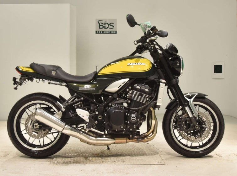 Мотоцикл Kawasaki Z900RS с пробегом 5259 km