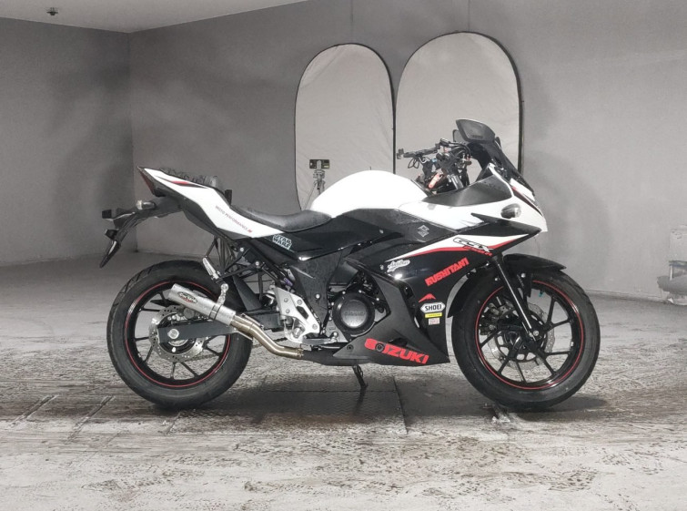 Мотоцикл Suzuki GSX250R с пробегом 8096 km