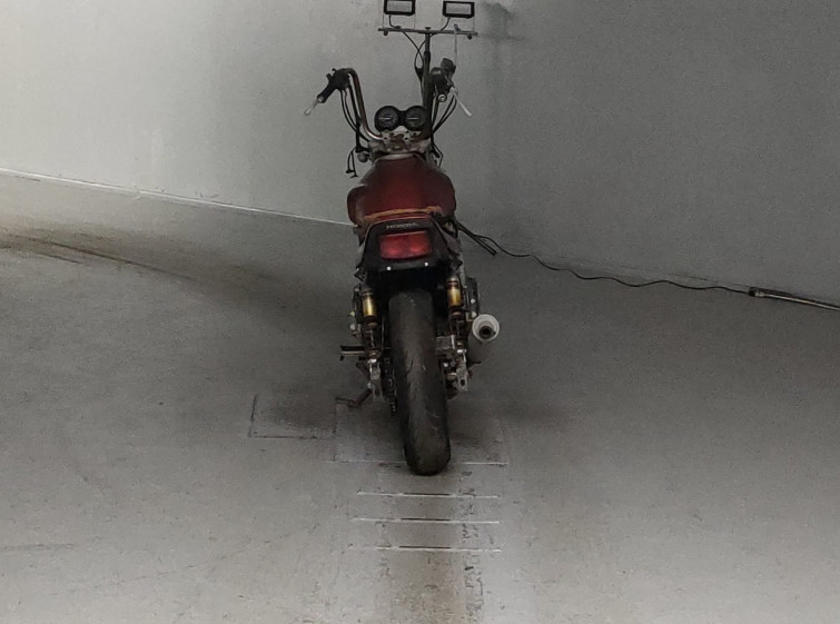 Мотоцикл Honda CB400SF с пробегом 7138 km с пробегом 7138 km