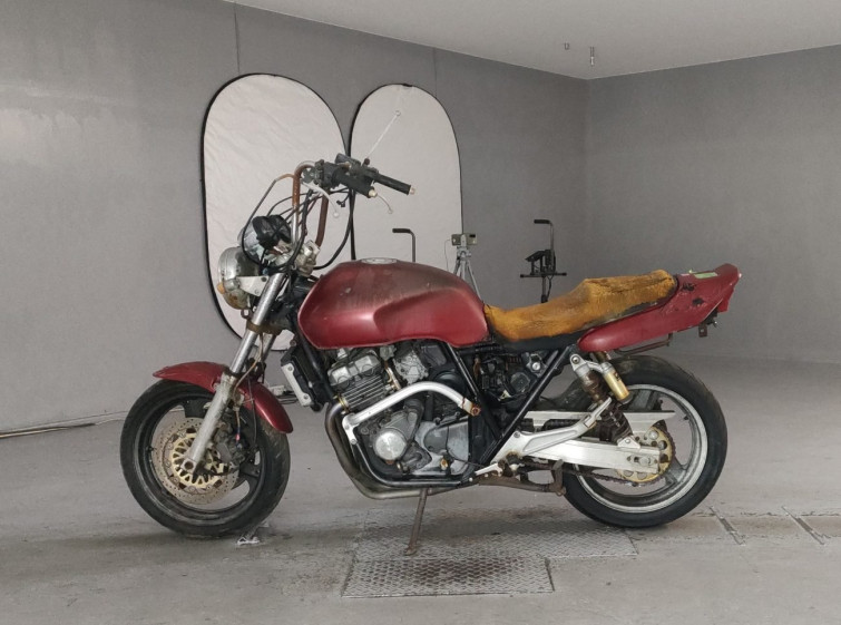 Мотоцикл Honda CB400SF с пробегом 7138 km с пробегом 7138 km