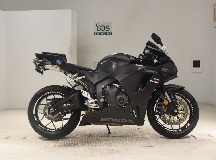 Мотоцикл Honda CBR600RR з пробігом 992 km