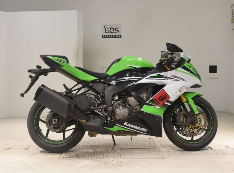 Мотоцикл Kawasaki ZX-6R з пробігом 17569 km