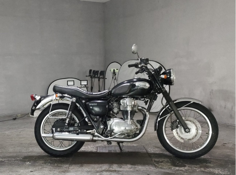 Мотоцикл Kawasaki W400 з пробігом 36307 km