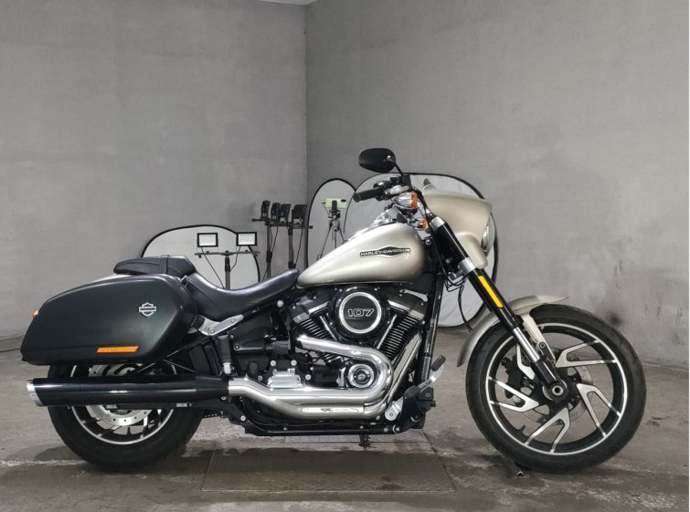 Мотоцикл HD SPORT GLIDE FLSB1750 с пробегом 22874 km