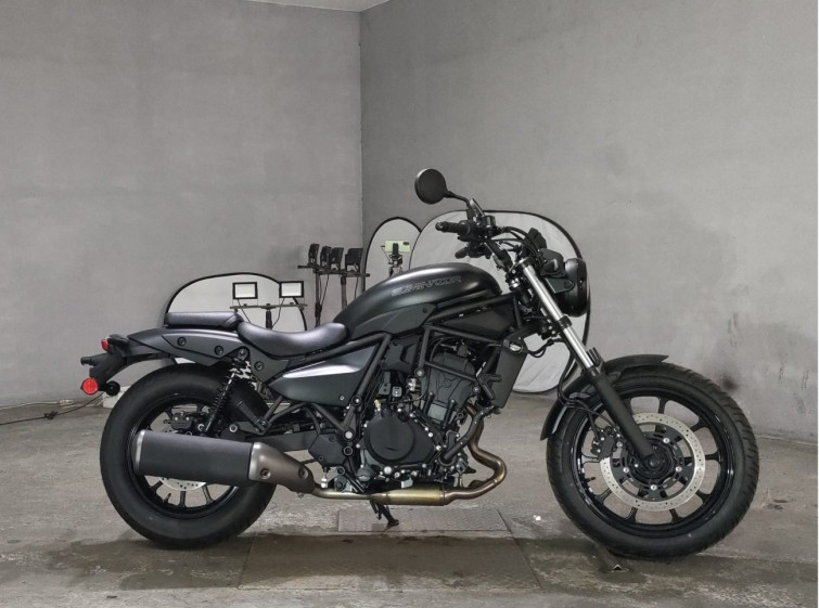 Мотоцикл Kawasaki ELIMINATOR 400 с пробегом 140 km