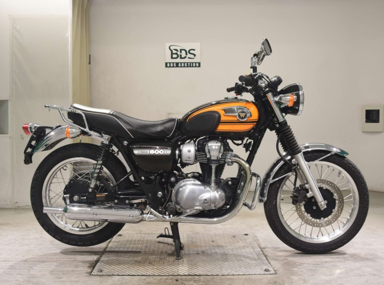 Мотоцикл Kawasaki W800 с пробегом 15464 km
