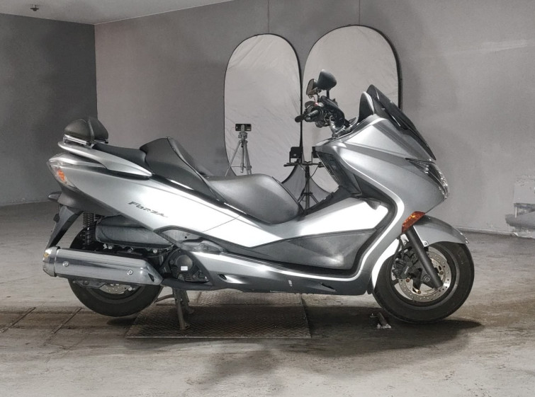 Мотоцикл Honda FORZA Z з пробігом 32049 km