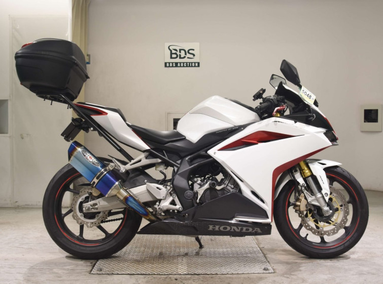 Мотоцикл Honda CBR250RRA с пробегом 12146 km