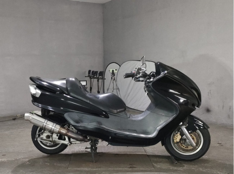 Мотоцикл Yamaha MAJESTY 250C