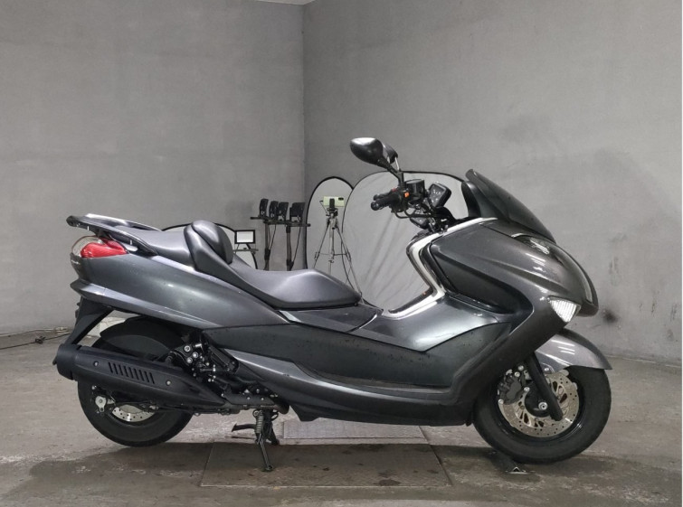 Мотоцикл Yamaha MAJESTY 250 с пробегом 17527 km