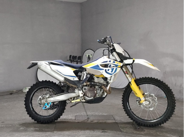 Мотоцикл Husqvarna FE250 с пробегом 2779 km