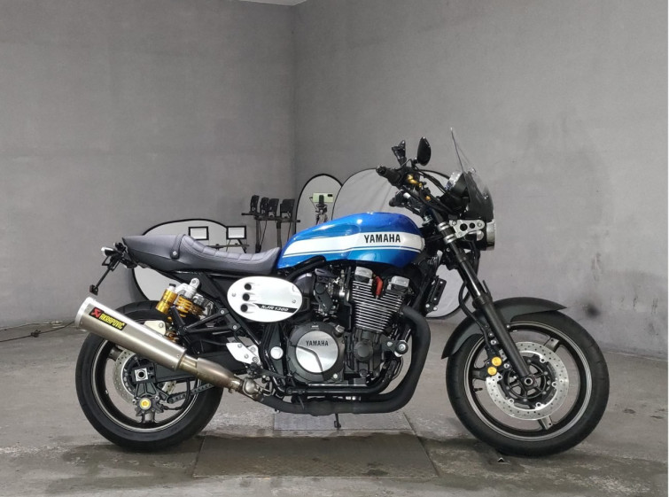 Мотоцикл Yamaha XJR1300C с пробегом 3330 km