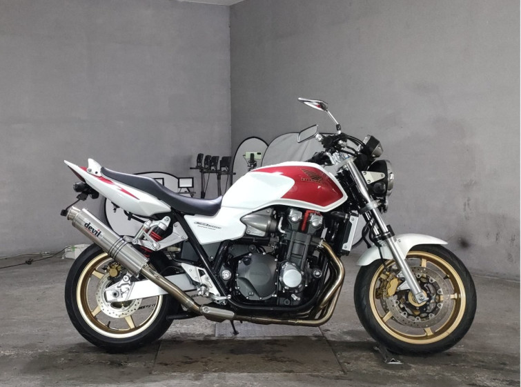Мотоцикл Honda CB1300SF с пробегом 16781 km