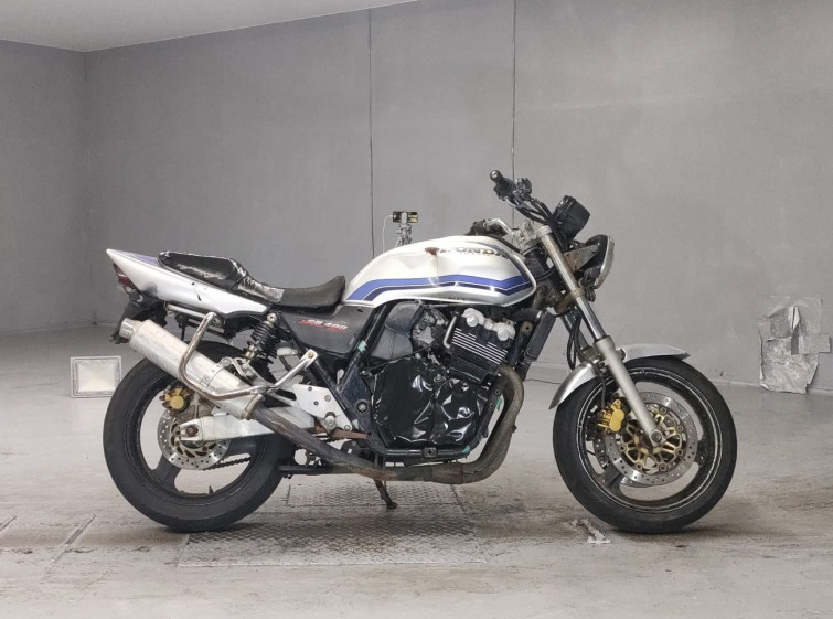 Мотоцикл Honda CB400SFV с пробегом 47179 km с пробегом 47179 km