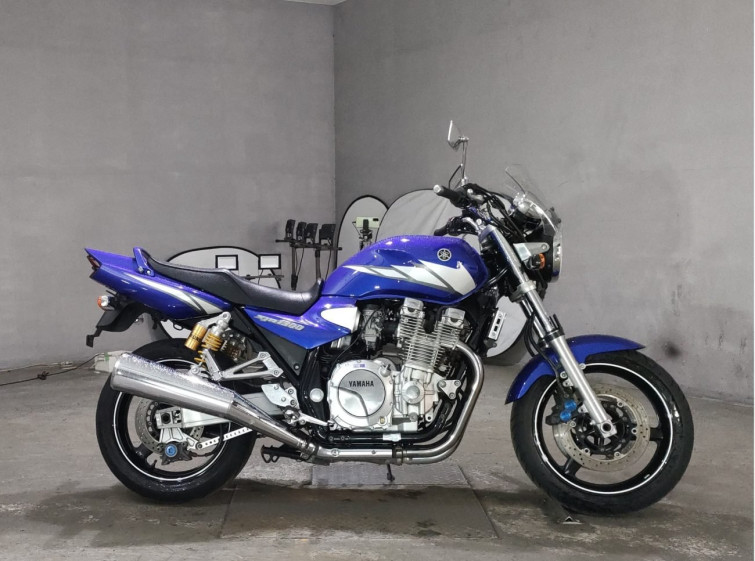 Мотоцикл Yamaha XJR1300 с пробегом 80610 km