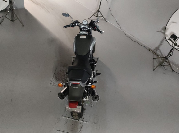 Мотоцикл Yamaha V-MAX1200 с пробегом 43918 km с пробегом 43918 km