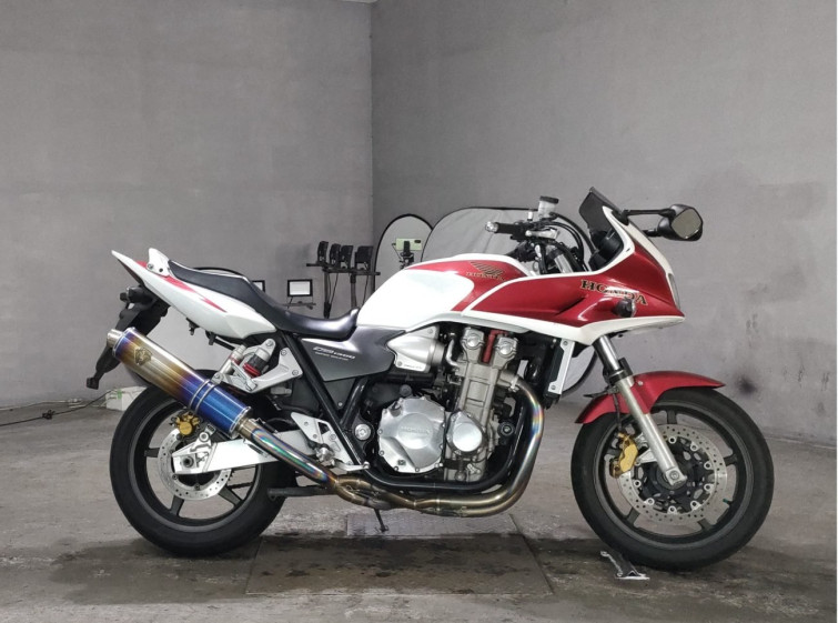 Мотоцикл Honda CB1300SF BOLDOR з пробігом 21748 km