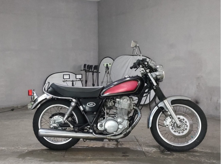 Мотоцикл Yamaha SR400 з пробігом 18816 km