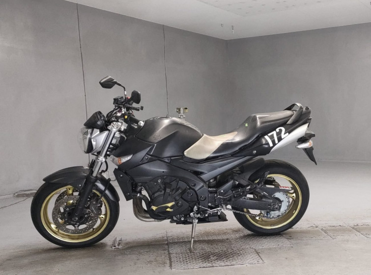 Мотоцикл Suzuki GSR400 с пробегом 48540 km с пробегом 48540 km