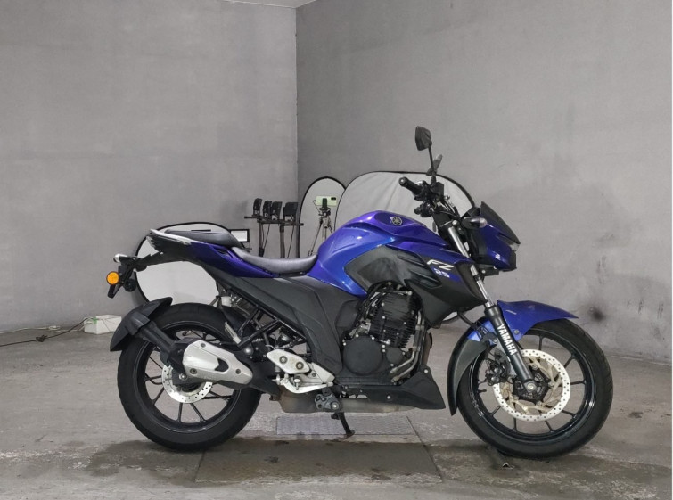Мотоцикл Yamaha FZ25 з пробігом 33229 km