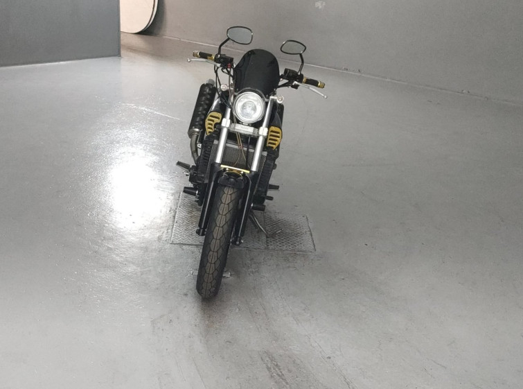 Мотоцикл Yamaha V-MAX1200 с пробегом 32408 km с пробегом 32408 km