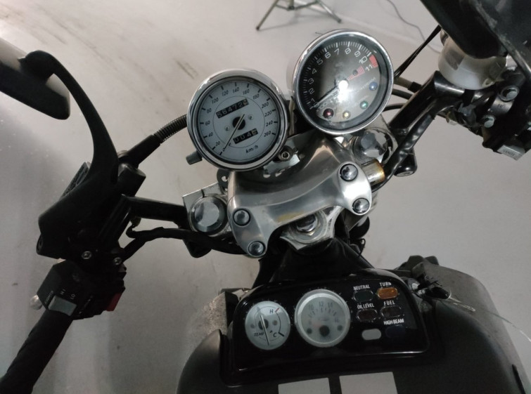 Мотоцикл Yamaha V-MAX1200 с пробегом 56472 km с пробегом 56472 km