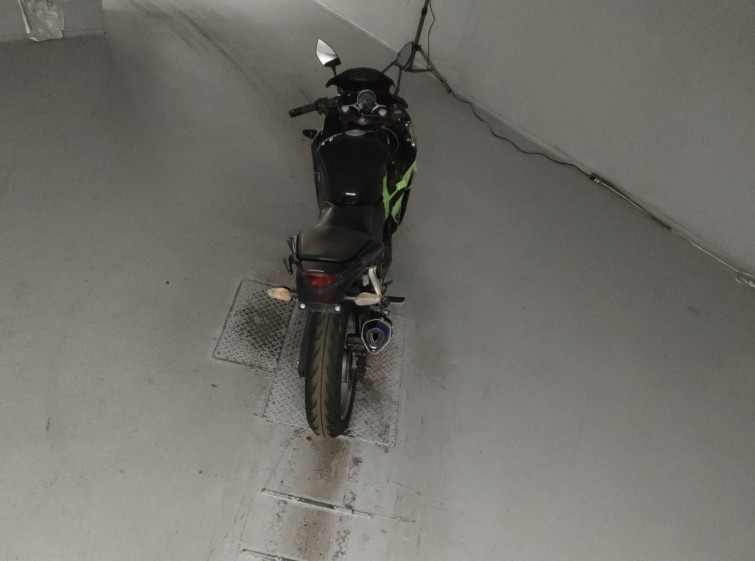 Мотоцикл Honda CBR250R с пробегом 32057 km с пробегом 32057 km