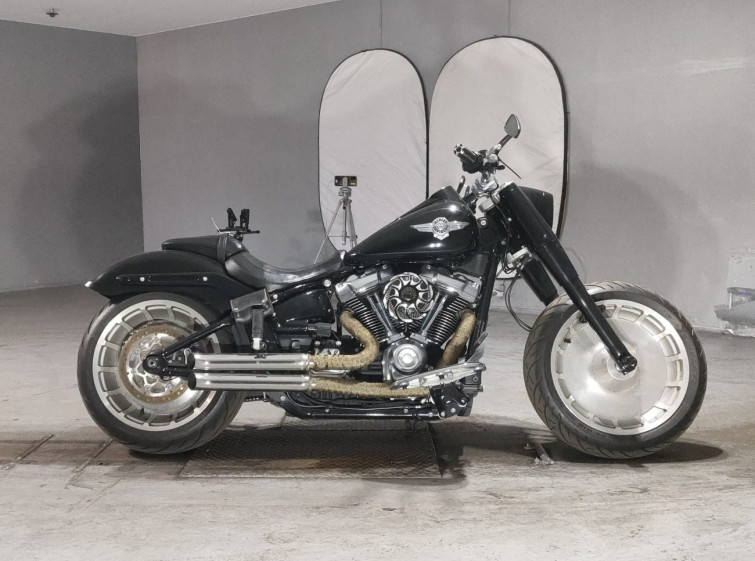 Мотоцикл HD FATBOY FLFBS1868 с пробегом 16451 km