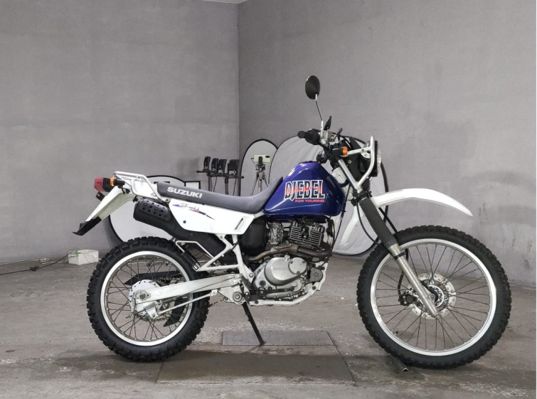 Мотоцикл Suzuki DJEBEL200 з пробігом 24731 km