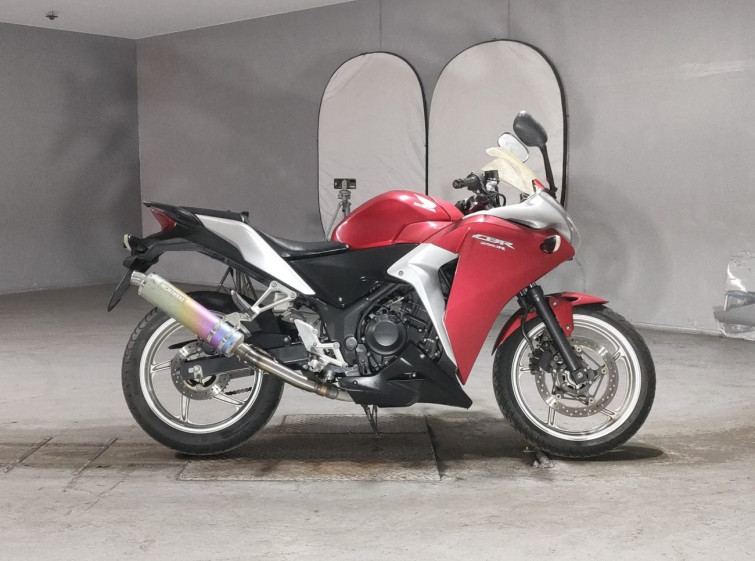 Мотоцикл Honda CBR250RR