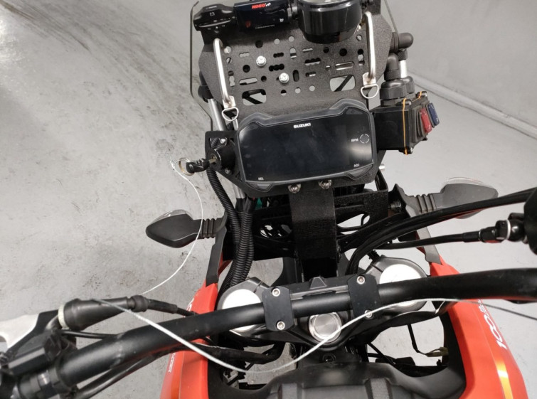 Мотоцикл Suzuki V-STROM DL250 с пробегом 5584 km с пробегом 5584 km