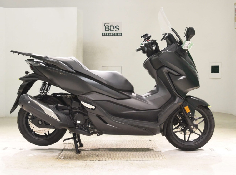 Мотоцикл Honda FORZA с пробегом 32427 km