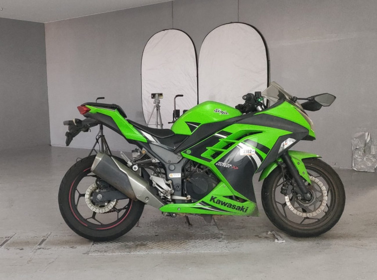 Мотоцикл Kawasaki NINJA250 с пробегом 24480 km с пробегом 24480 km